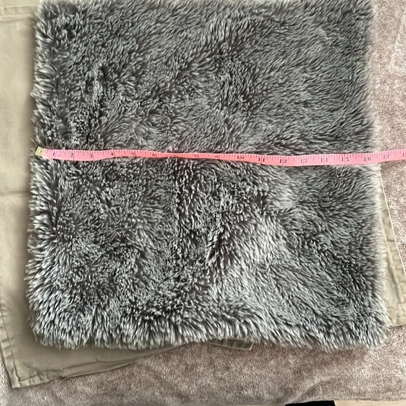 Decorative pillow case - Picture 2 of 3